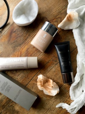 Foundation: Clinique vs Laura Mercier