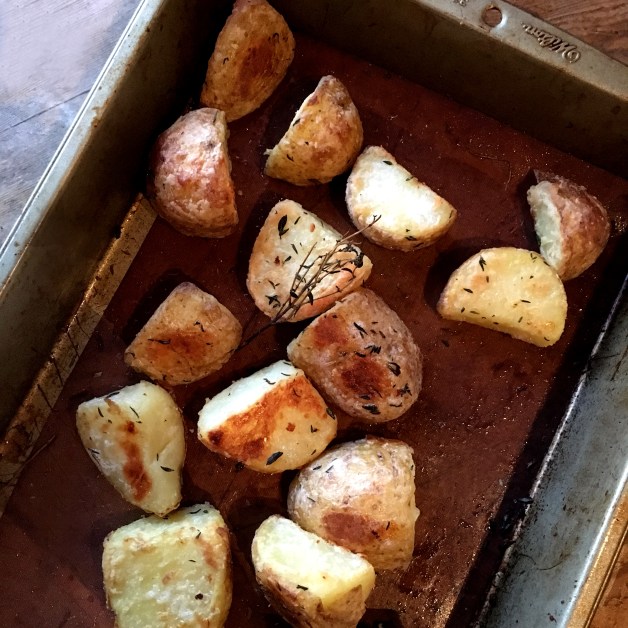 light & Crispy Roast Potatoes