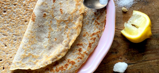 Wholemeal Crepês with Lemon & Sugar
