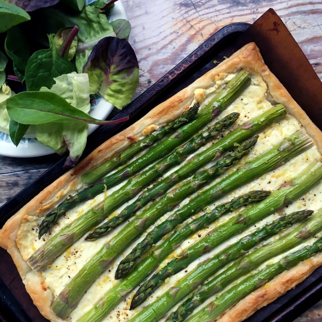 Asparagus, goats cheese &amp; lemon tart