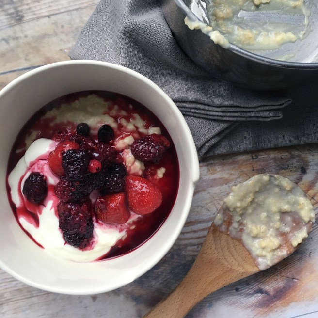 Maple berry porridge