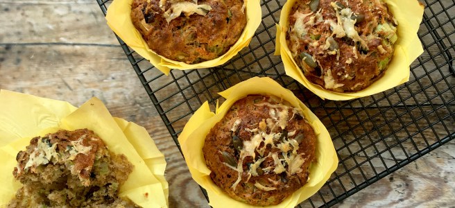 Leek and cheese muffins