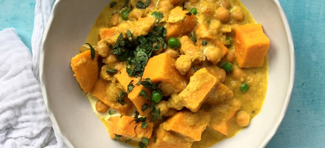 Healthy sweet potato & chickpea korma final
